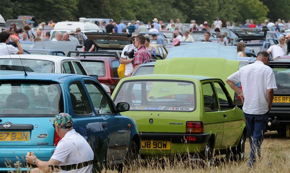 「退屈な車」を愛でる祭典、英国で12年目の開催 優勝は20年乗ったボロボロのポロ