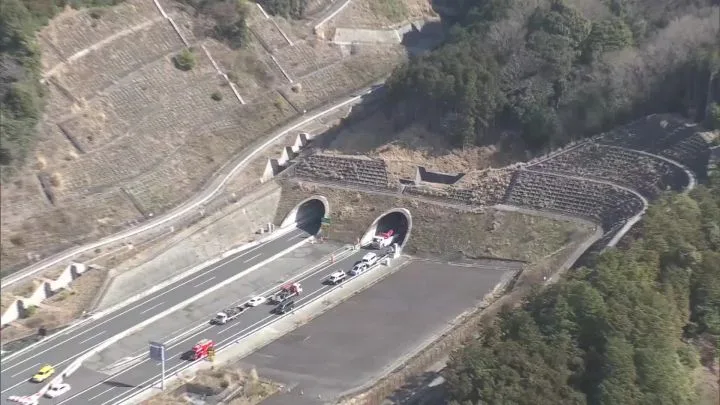 「まだどこかにいる気がする」新名神6人死亡事故、犠牲一家の遺族が初告白