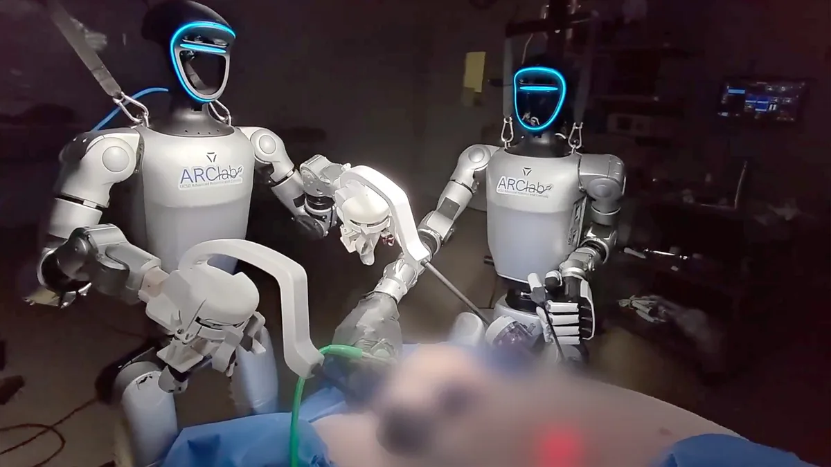 ロボット外科医が世界初の手術成功!身長150cm・体重27kgの「Surgie」が胆のう摘出